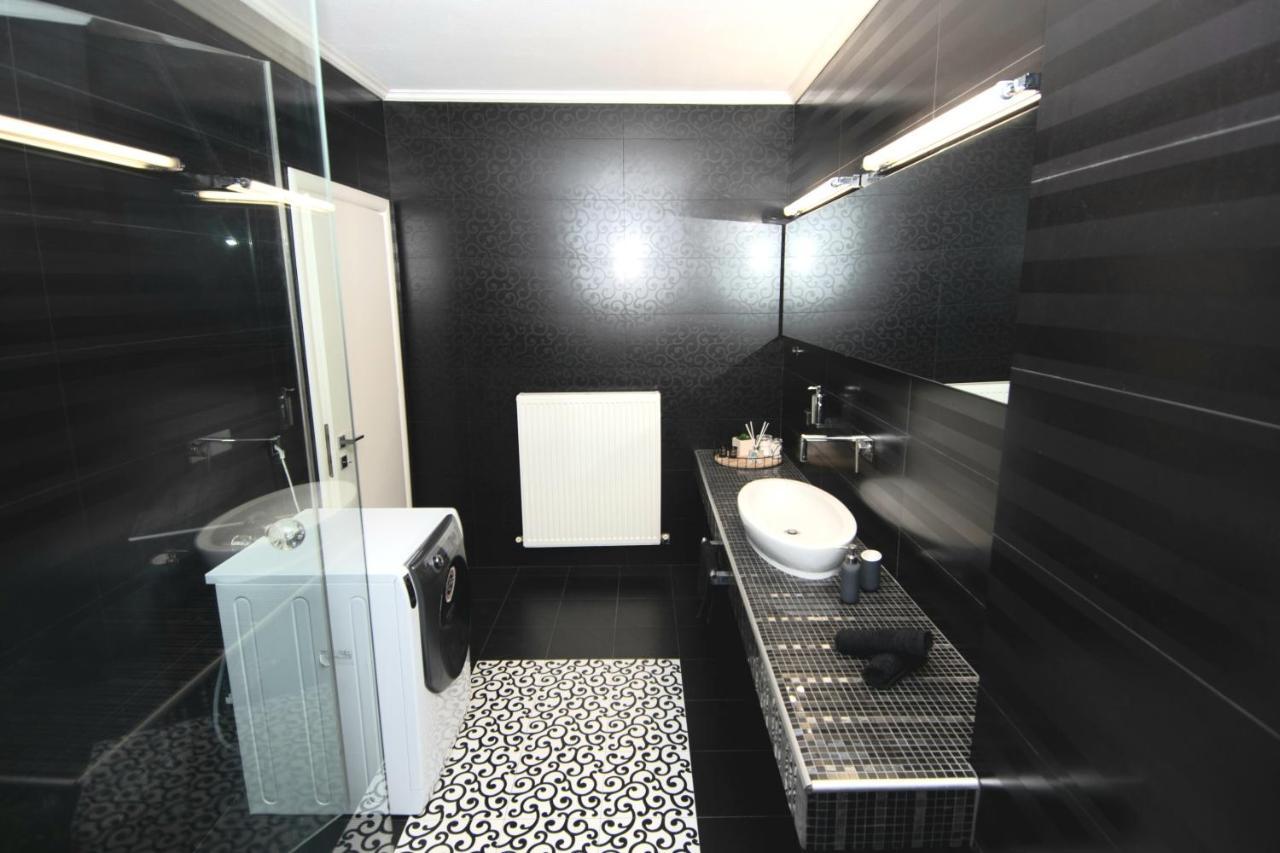 Mistral Luxury Living Aparthotel Nea Peramos  Ngoại thất bức ảnh