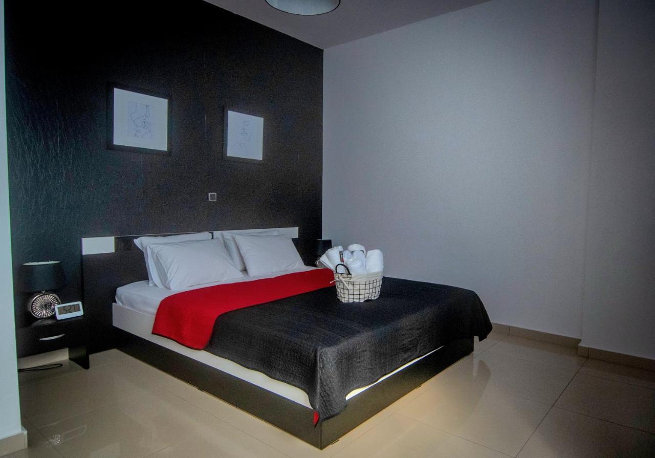 Mistral Luxury Living Aparthotel Nea Peramos  Ngoại thất bức ảnh